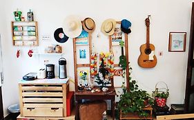 Vintage Flat Malaga